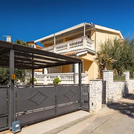 In Pore Near Padici * Poreč