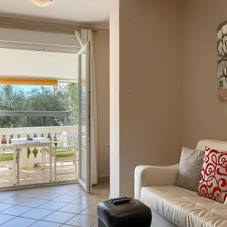 In Pore Near Padici Apartament *