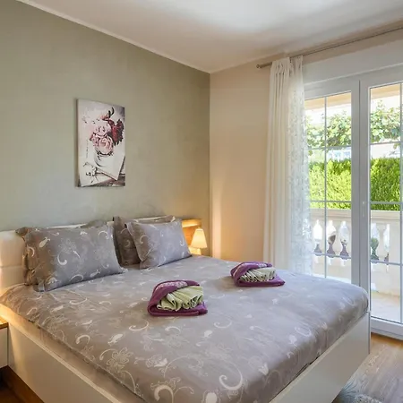 Appartement In Near Spadici Poreč