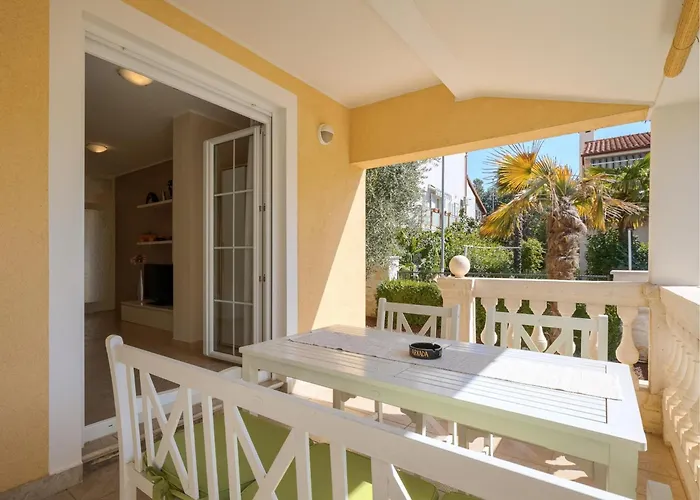 Appartement In Near Spadici *